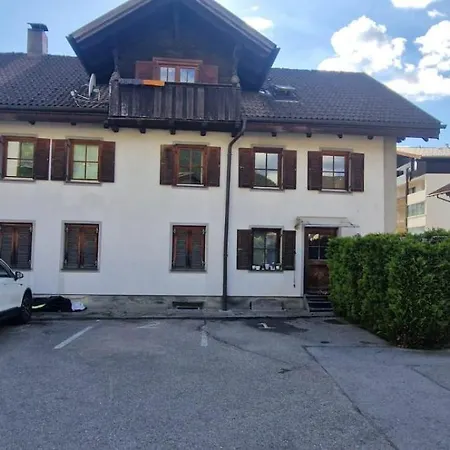 Apartment Weisshaus
